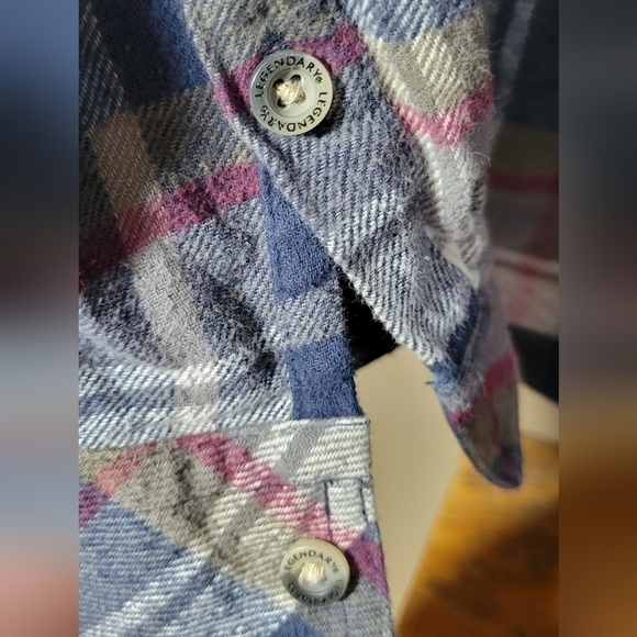 Legendary Whitetails large cotton luxury flannel plaid darted waist blue cream - Picture 3 of 12